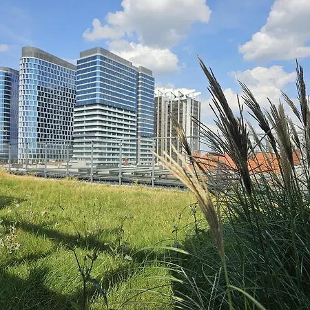 Urban Apartments Opolska 10 No 77A - Rooftop Garden - Free Garage