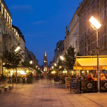 Urban Apartments Opolska 10 No 77A - Rooftop Garden - Free Garage *