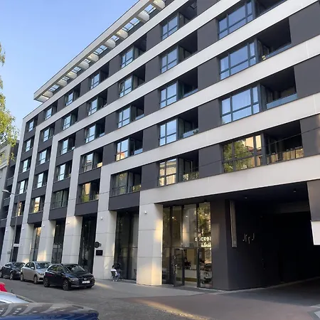 Апартаменти Urban Opolska 10 No 77a - Balcony - Air Condition - Rooftop Garden - Free Garage